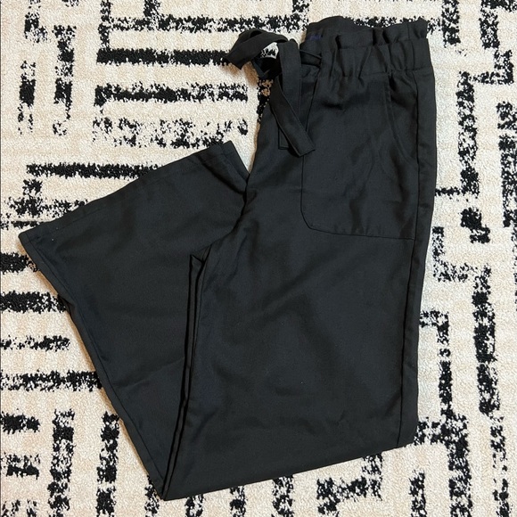 Francesca’s (Blue Rain) Size M Black Wide Leg Pants - Picture 2 of 3